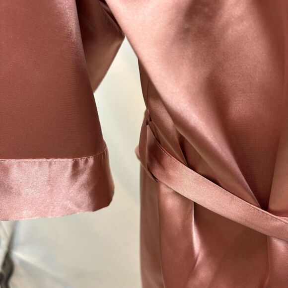 New without‎ Tags David’s Bridal Dusty Rose Satin Robe Size Large/XL - Picture 10 of 11